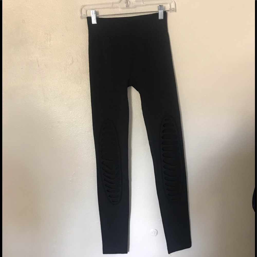 Connection 18 leggings size s/m